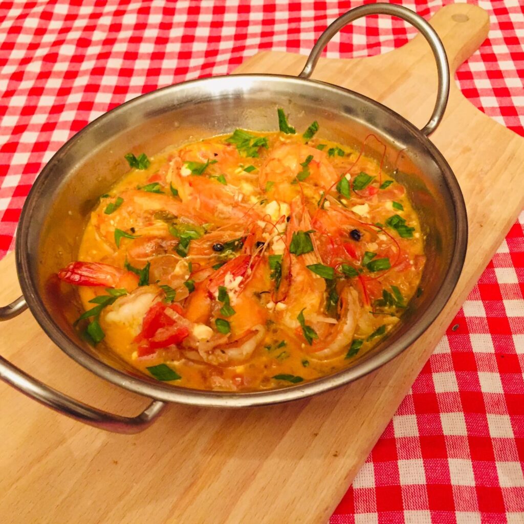 Creveti Saganaki